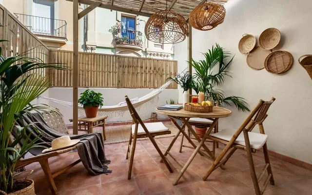 Batam - 1 bedroom and terrace in Gracia 2