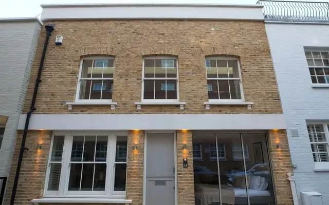 Clarkes Mews 13347# 2