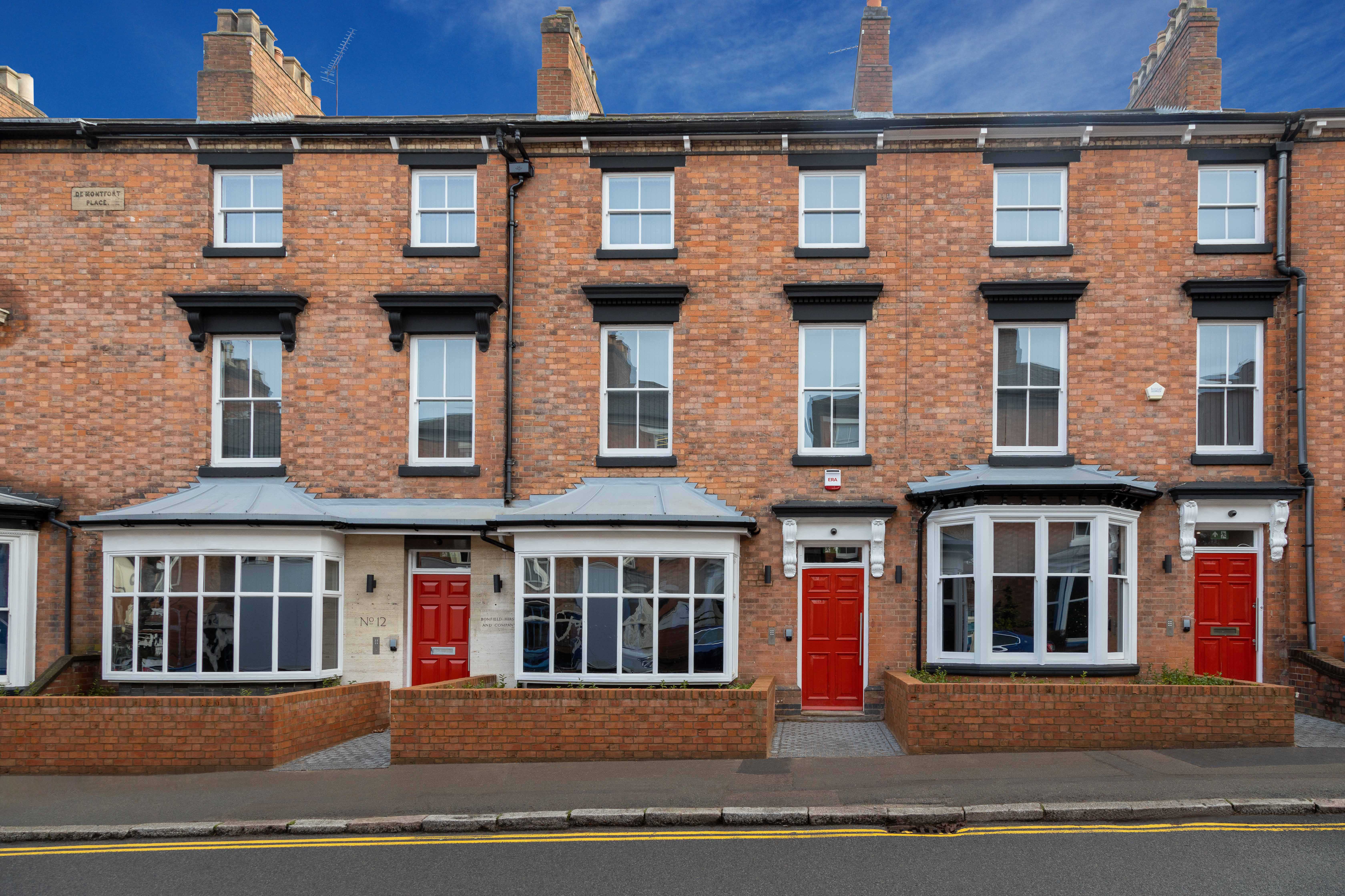 9 De Montfort Mews