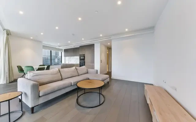 10 Park Drive, Canary Wharf, London, E14 9GD 2