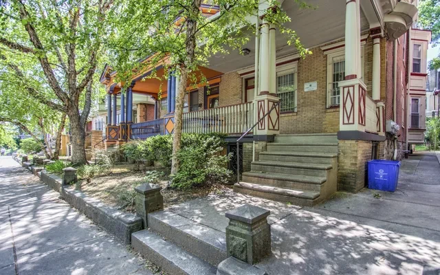 CA - 4410 Pine Street 0