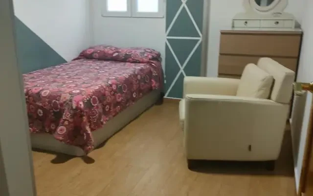 Suitable bedrooms in a very nice flat, in Marxalenes 4