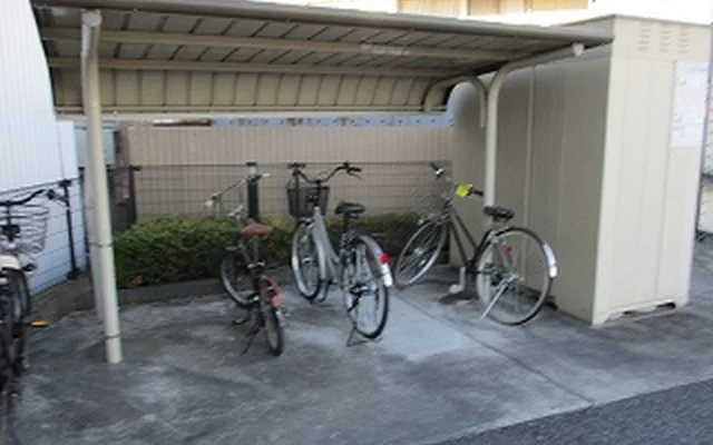 レオパレスさざなみ 4