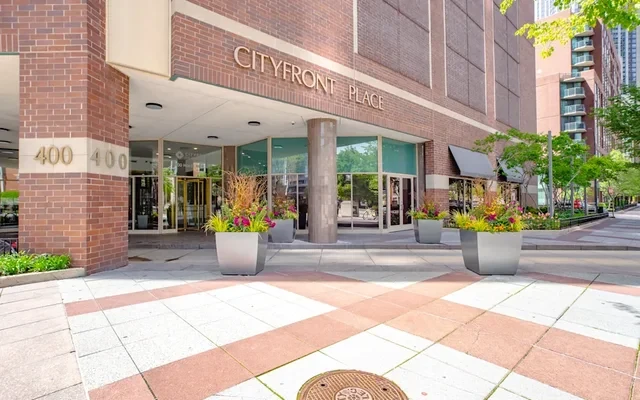 Cityfront Place 1