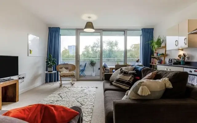 Colonial Drive 12879# 1