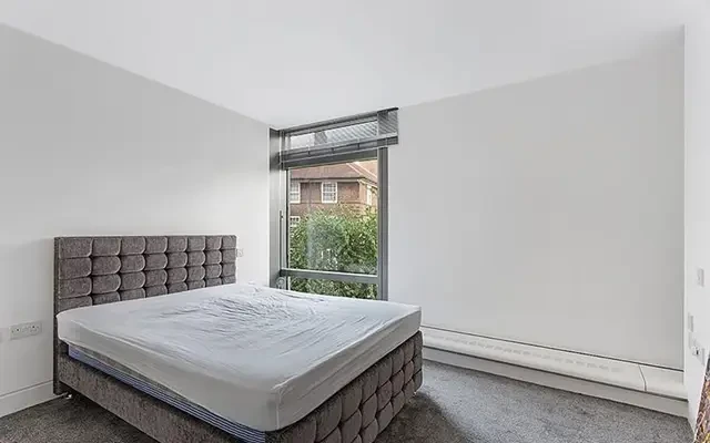 Parliament View Apartments, Albert Embankment, Vauxhall, London, SE1 7XL 3