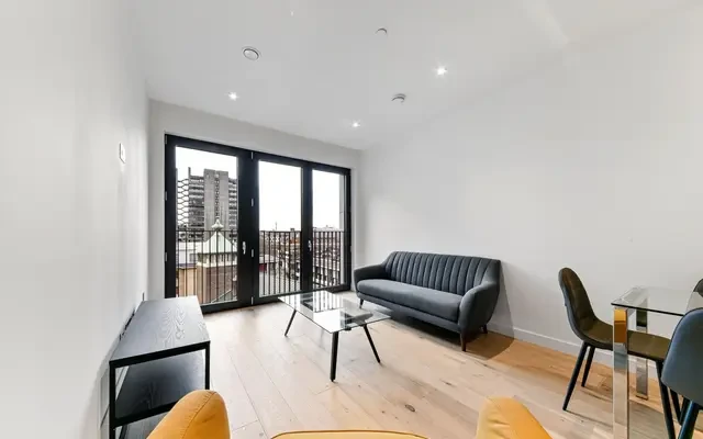 Golden Lane, London, EC1Y 0AD 4