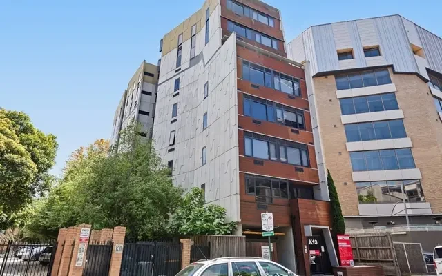 Student Living on Raleigh 3