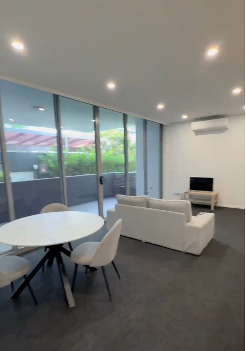 1 bed 1 bath-3xx