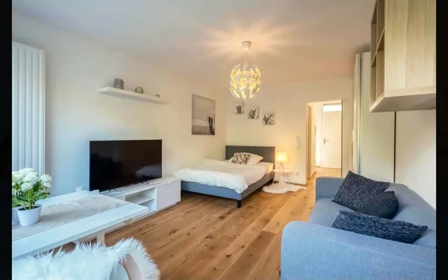 Uhdestrasse 2