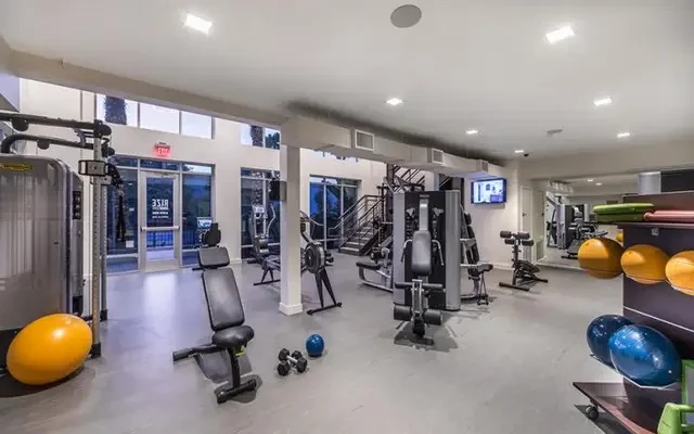Rize Irvine Apartments 4