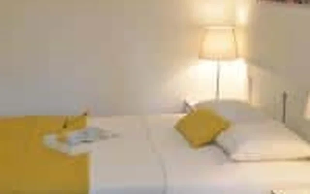Charmante 2-Zimmer-Wohnung: Stilvoll moebliert, perfekt ausgestattet und bereit fur Ihren neuen Alltag **** 2