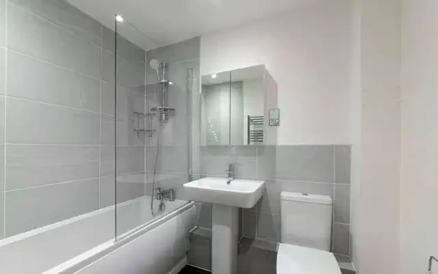 Garland Court 4