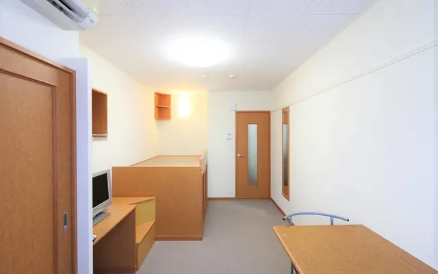 レオパレス華 - Nantan student accommodation