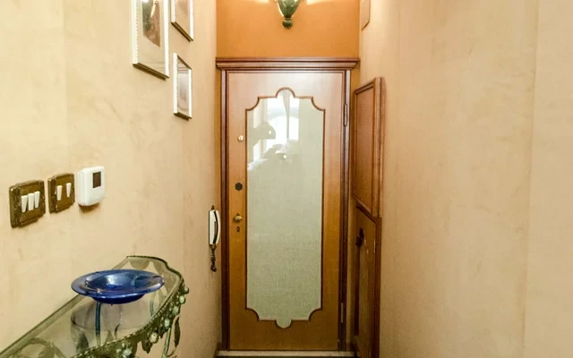 Via Pescherie Vecchie 1