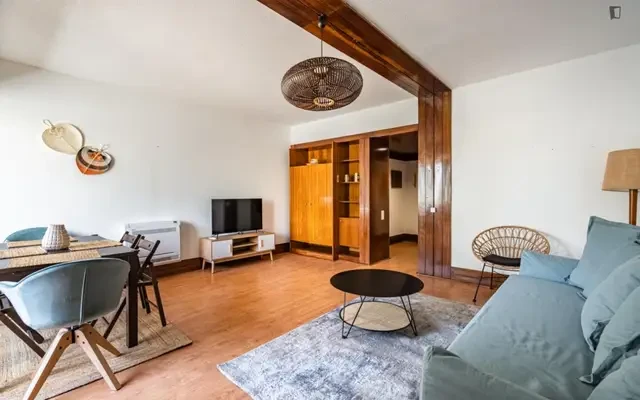 apartment near Rua da Azinheira - Setubal student accommodation