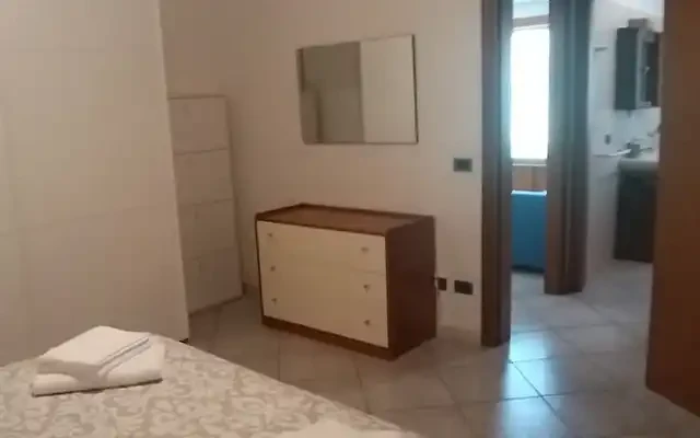Appartamento stanza matrimoniale piano terra 2