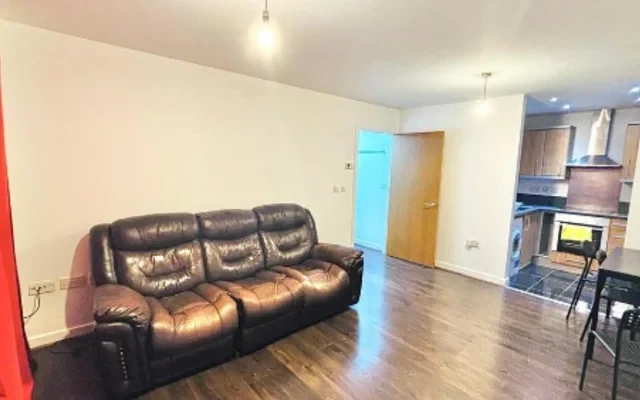 Hardwick House - London student accommodation - Single Room