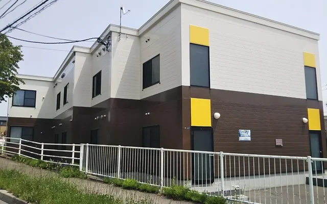 レオパレス平岸高台 0