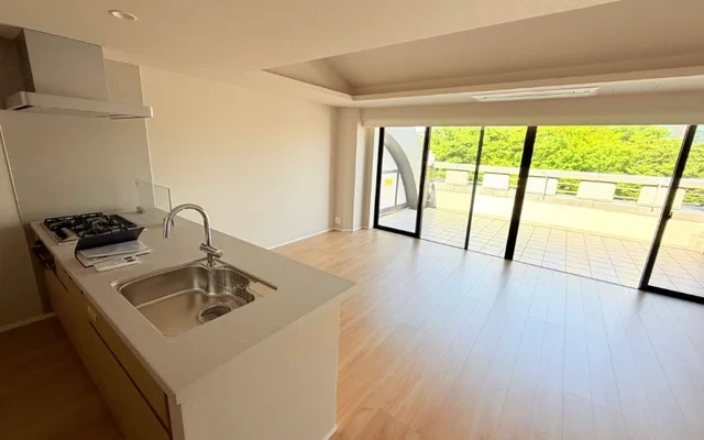 DASH LIVING AOYAMA - 東京の学生向け宿泊施設 - Superior-1BR