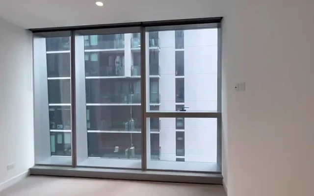 648 Lonsdale Street 0