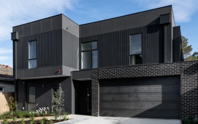 77 Elgar Road 2