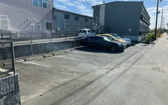 レオパレス中島 2