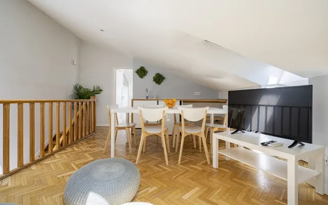 C/ SEGOVIA, 67, 2°A, 28005 MADRID 2