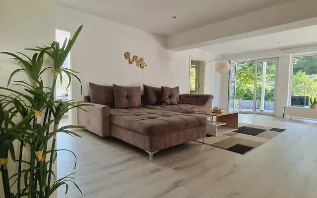 Apartment in Bunsenstrasse, Bonn for 120 m² with 2 bedrooms 0