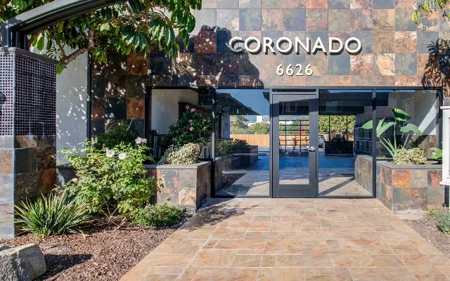 Breakpointe Coronado 0