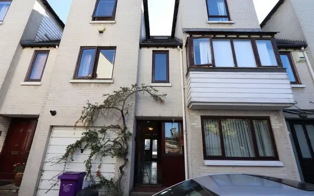 apartment in Isle of Dogs 3