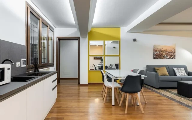 Strada Maggiore - Artemide 0