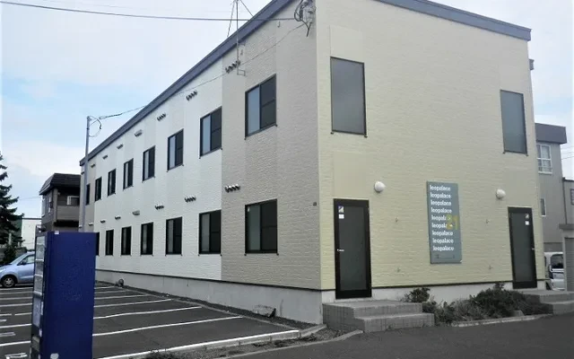 エスティー川北 0