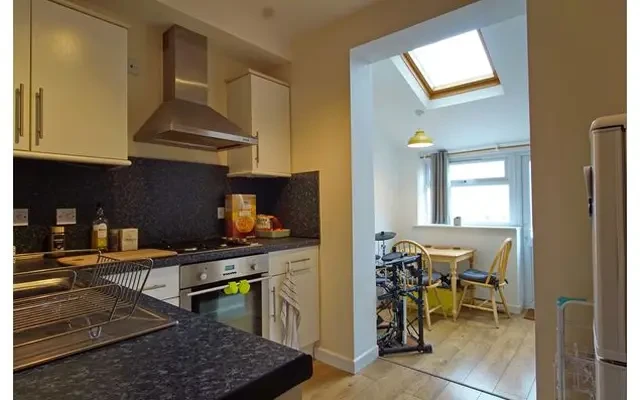Marlborough Street, BS5 6RH 4