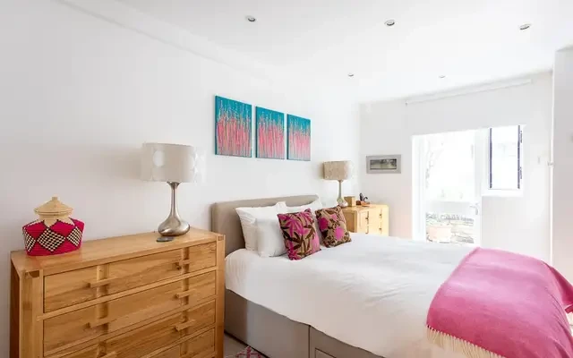 Winchester Street 12853# 3