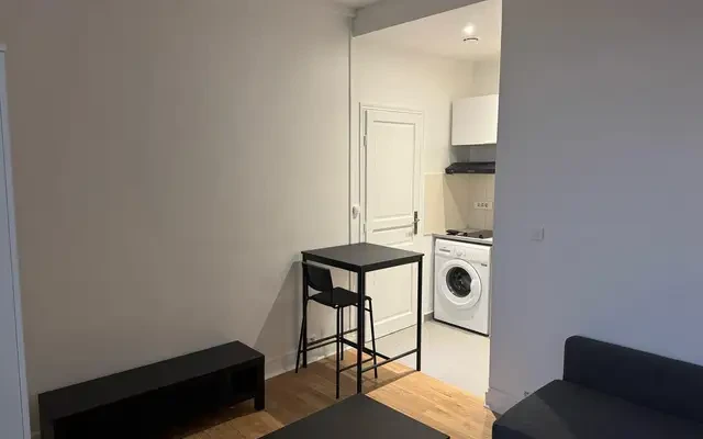Nanterre 92e·19m²·F1·Studio·With furniture 2