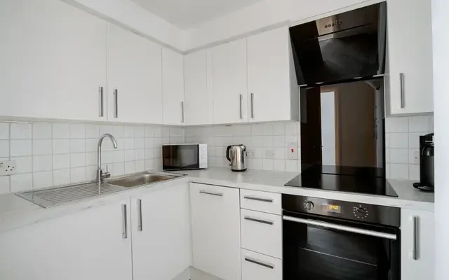 Chicheley Street 12313# 2