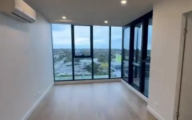 845 Whitehorse Road 1