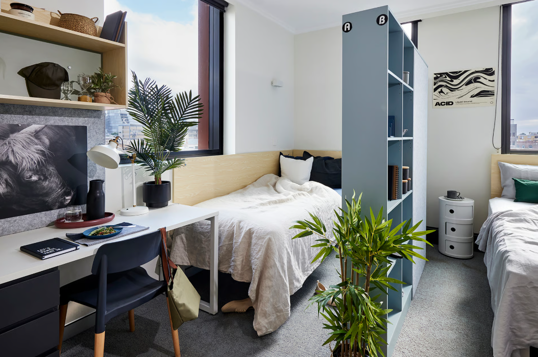 Ultra Twin Apartment-King Single Bed with Standard View