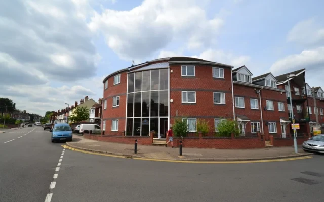 Entire Place·4B2B···Flat2, Stephens Court, Selly Oak 0