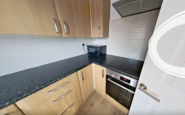 2/3, 280 St. Georges Road, Glasgow, G3 6LA 1