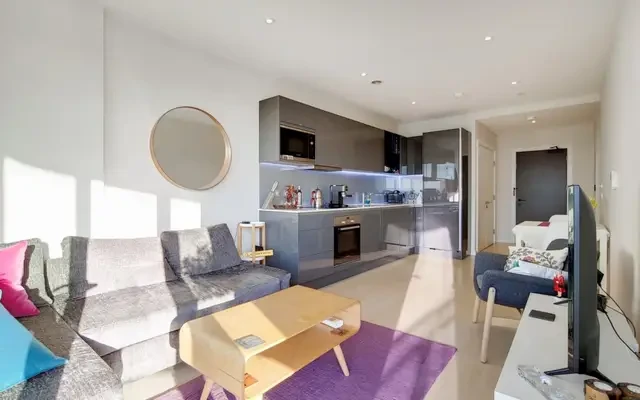 Glasshouse Gardens, Stratford, E20 4