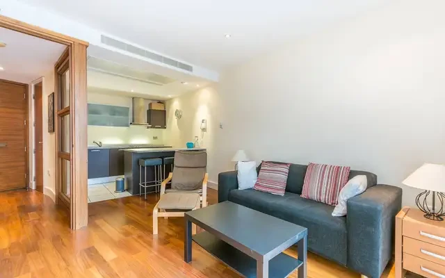 Praed Street, Paddington, W2 4