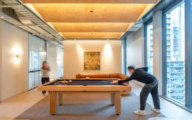 Iglu Flagstaff Station Student Accommodation - alloggio per studenti a Melbourne - piano da biliardo