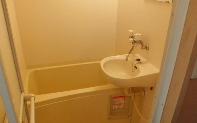 レオパレスシャルム 4