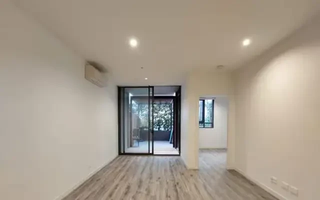 58 Kambrook Road 1