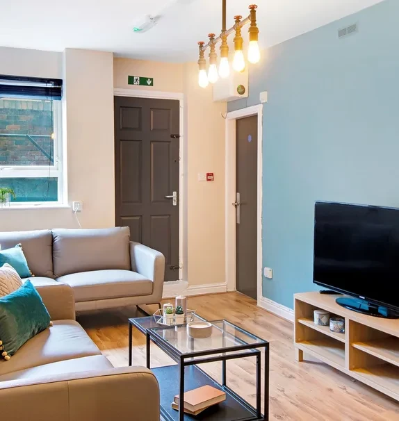Flat 1, 205 HYDE PARK ROAD