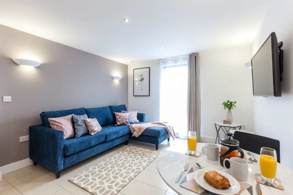 Division Lane Apartments
