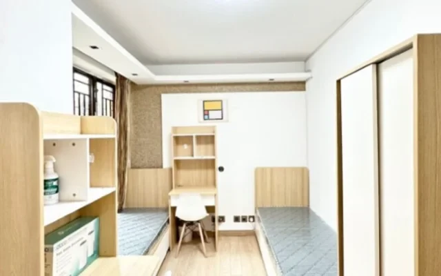 Another one-bedroom shared apartment (five-person room with private bathroom) 2