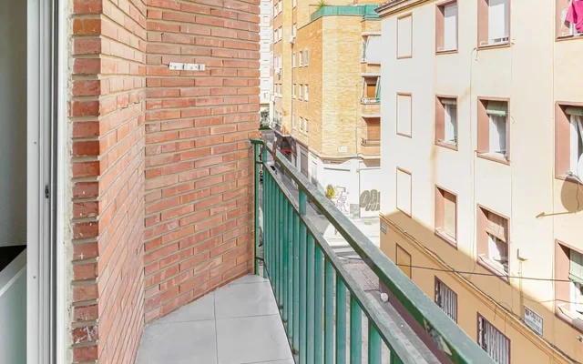 H1 - C/Portugal 34, 3º puerta IZQ - (4H2B), AG, ZGZ 1